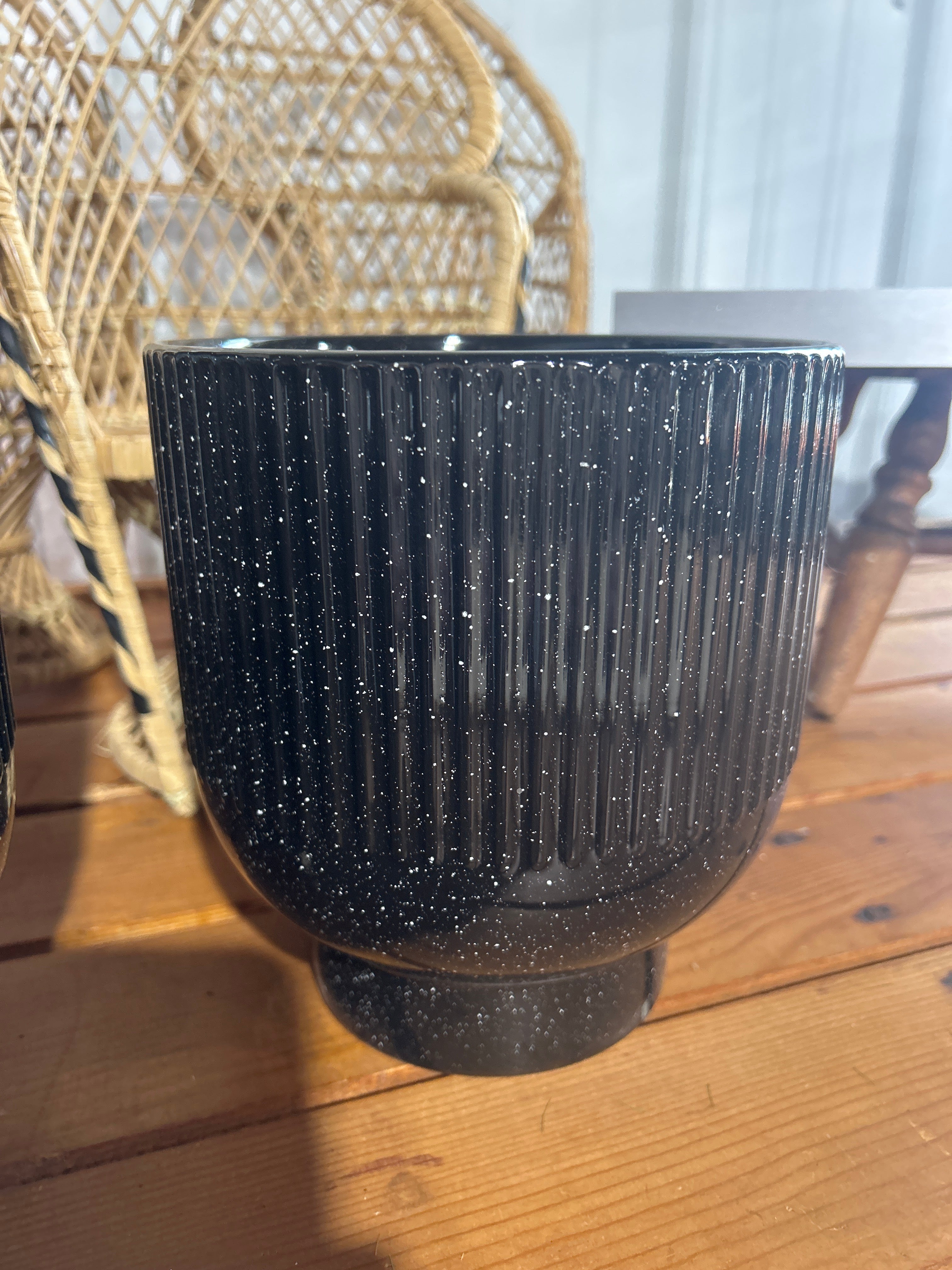 Medium Black Grooved Ceramic Planter