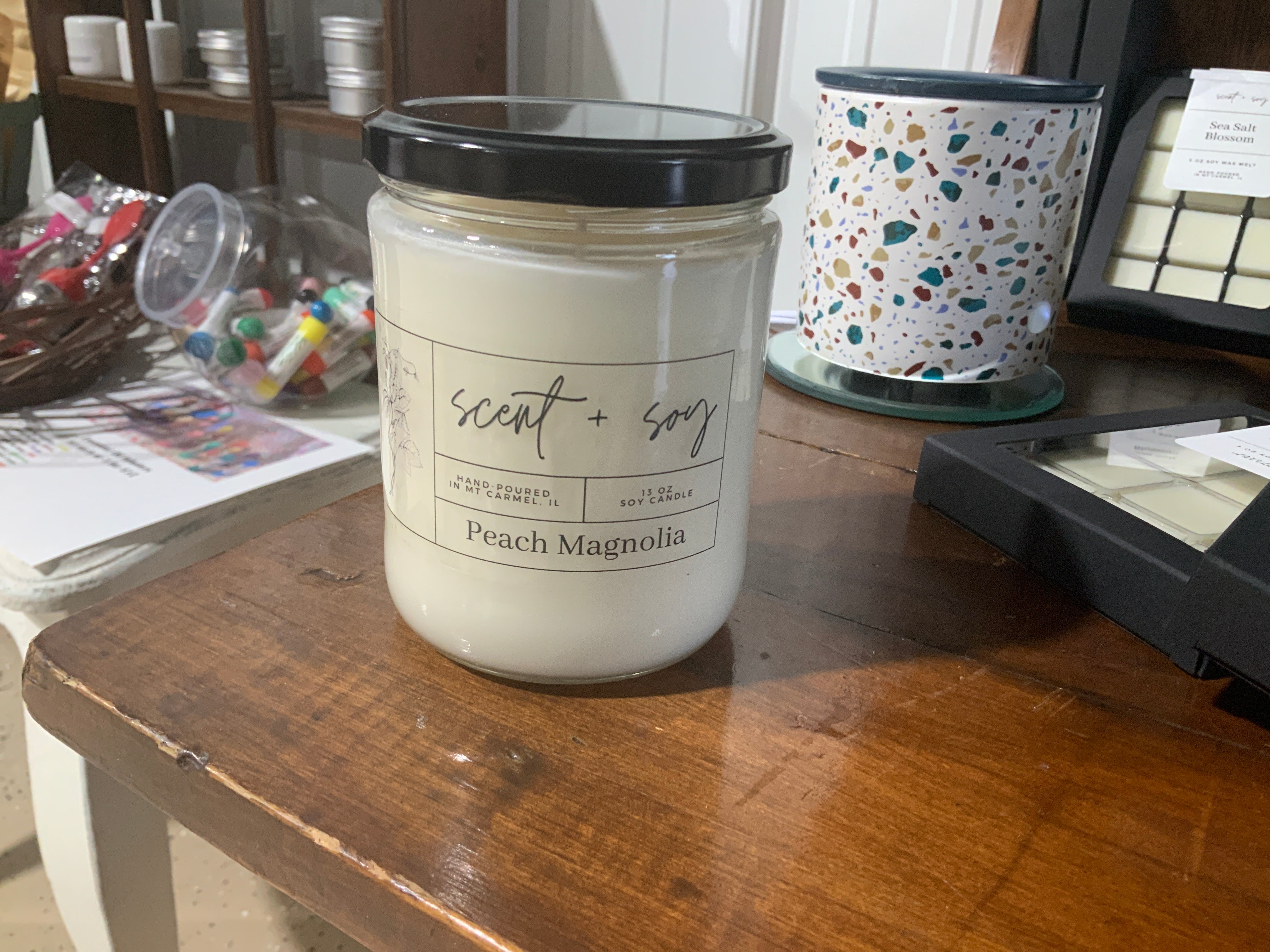 Peach Magnolia- 13oz Jar