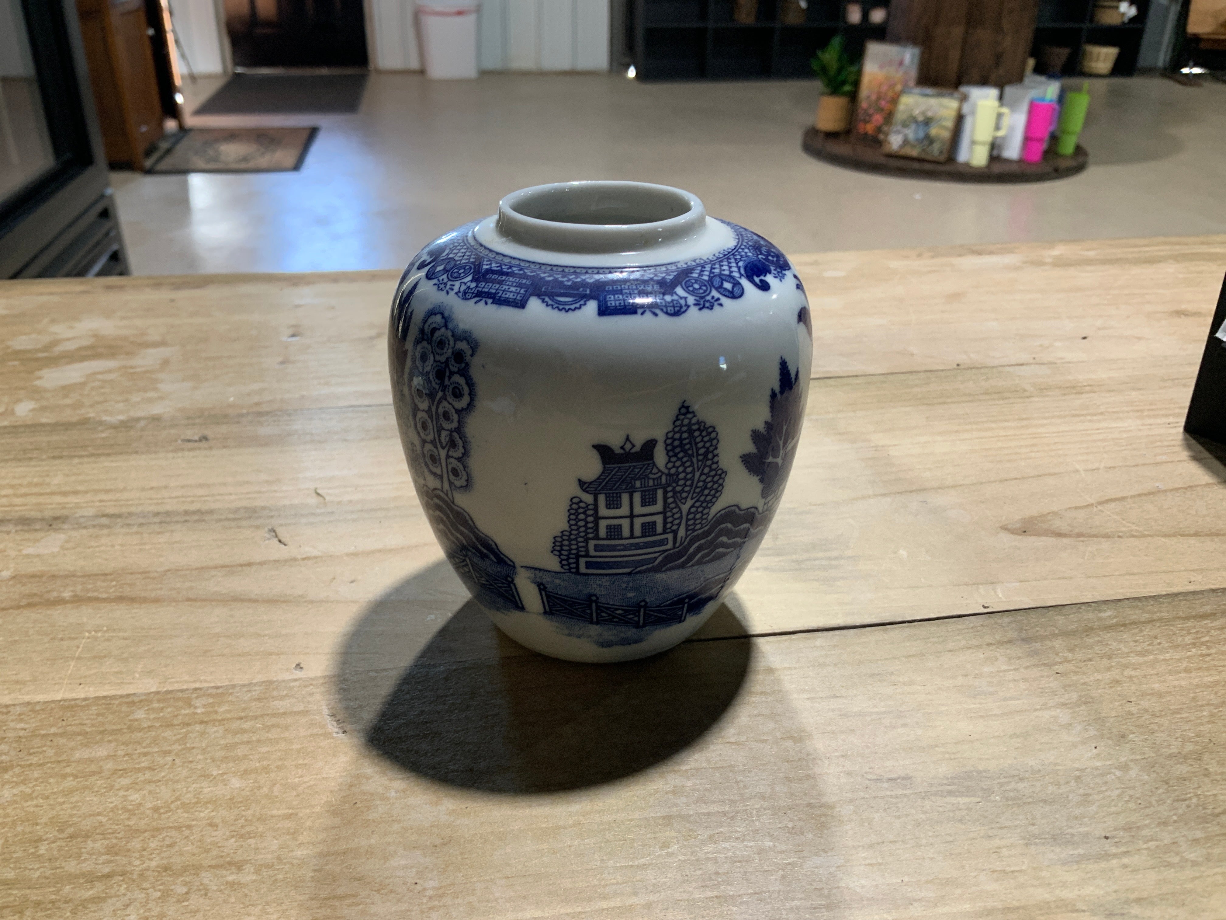 Vintage blue and white vase small