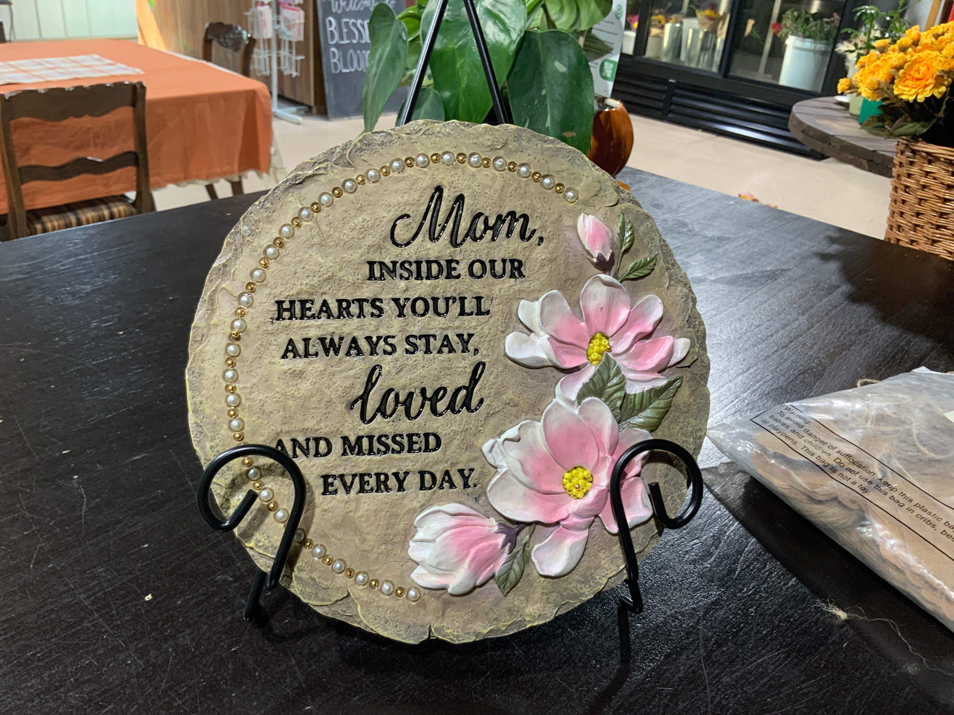Carson - Mom sympathy stone with pink flowers- 10258- with stand