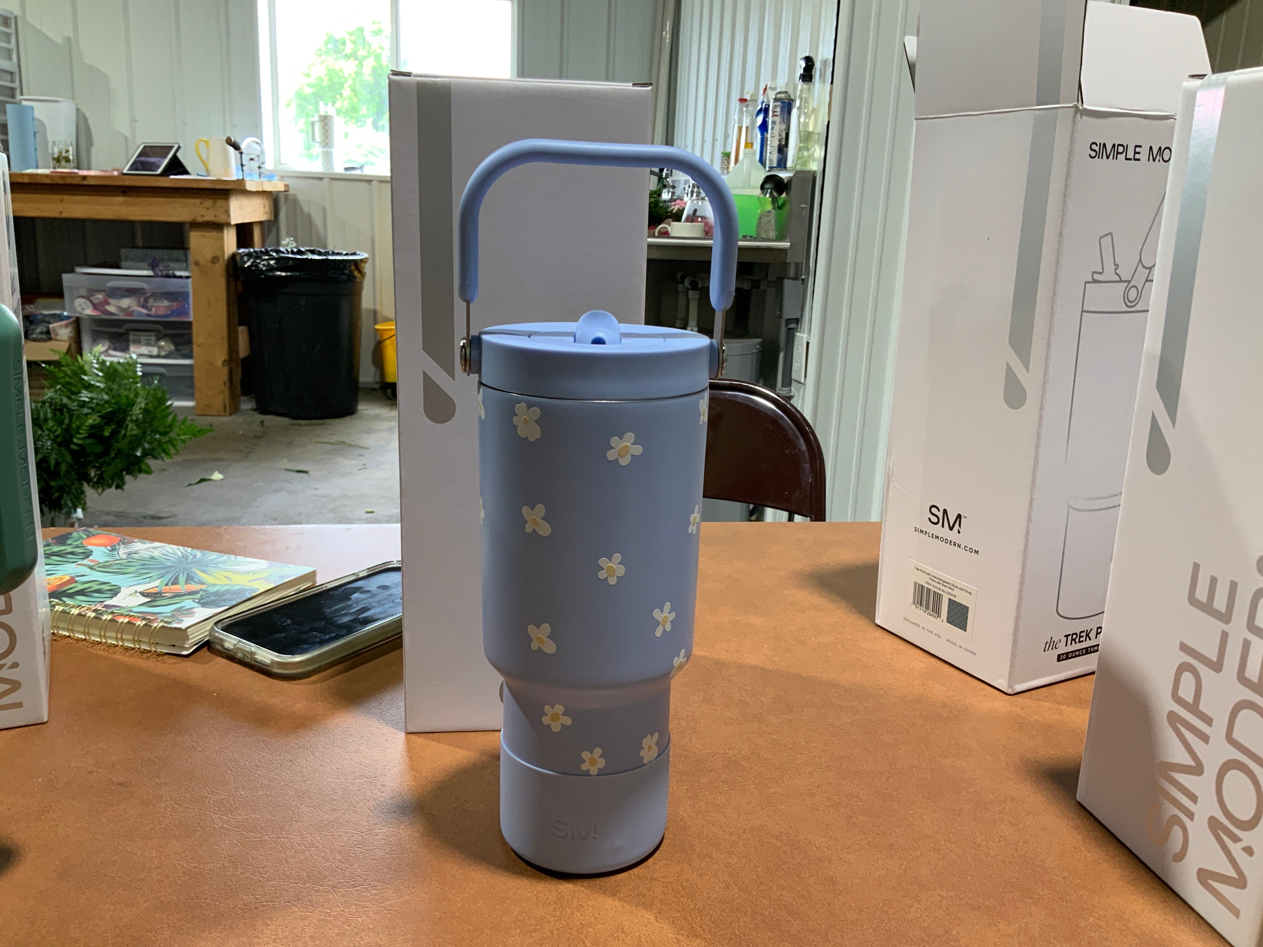 Blue Daisy Trek Pivot