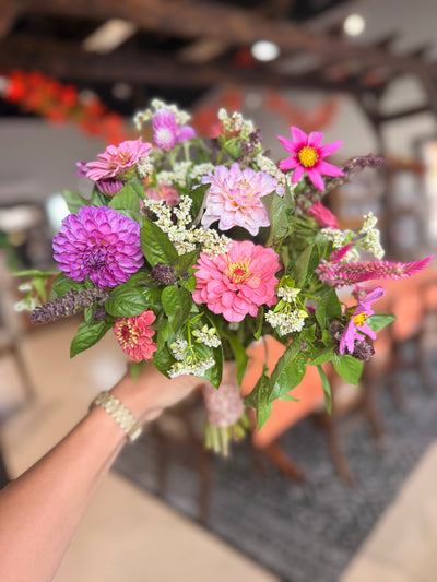 Modern Floral Foundations: The Handheld Bouquet Workshop
