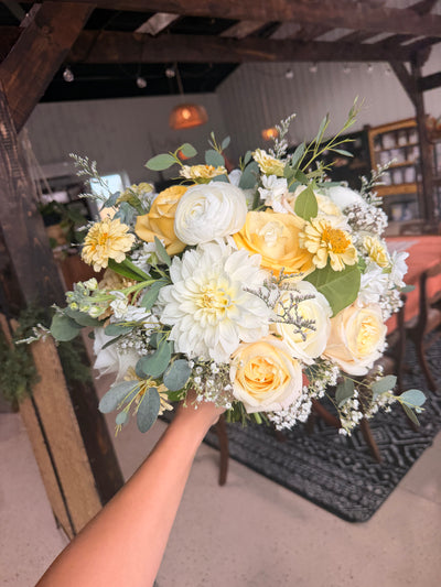 Modern Floral Foundations: The Handheld Bouquet Workshop